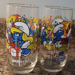 Vintage set of 2 Smurfette collector glasses